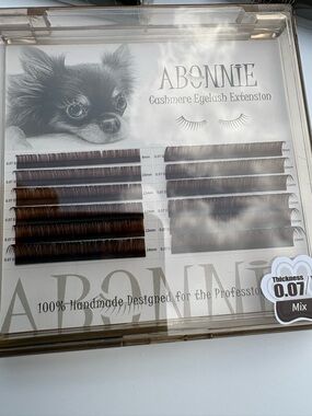 Cashmere Eyelash Extension Tray in coco Brown 8-15 mm mix D/0.07 thickess new